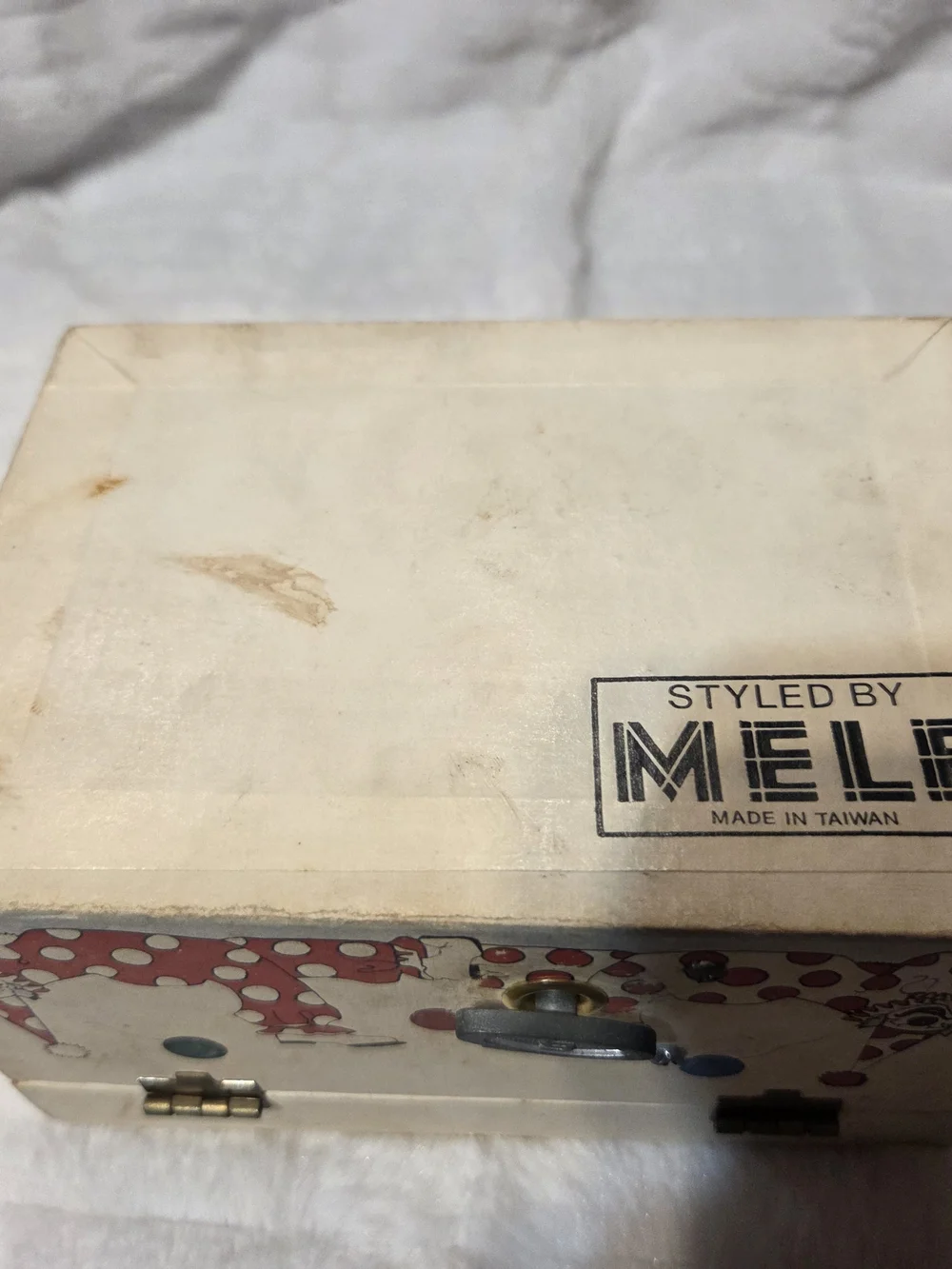 1970s Clown Jewelry And Music Box in White
